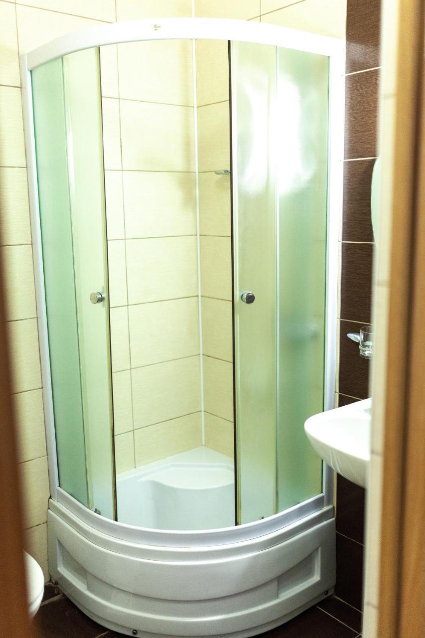 Gostinitsa "Elen" Hotel Shchuchyn Екстериор снимка